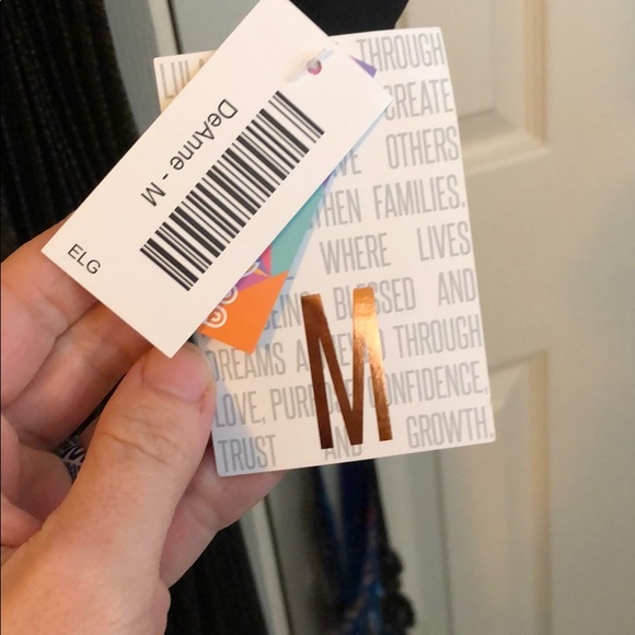 LuLaRoe DeAnne Medium - Picture 5 of 5